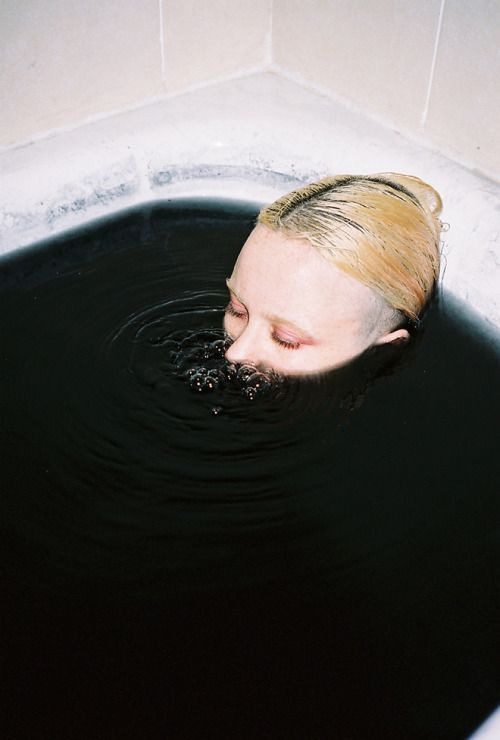 Bath. Photographer Katerina Andreeshheva