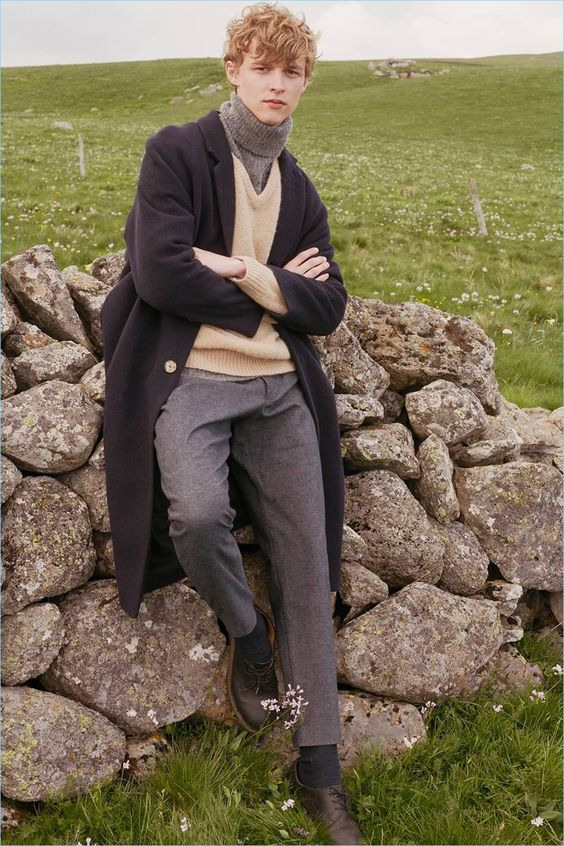 Clothing for a family themed shoot. Photographer in Sweden