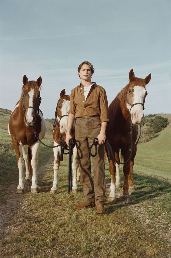 Clothing for a family themed shoot. Photographer in Sweden