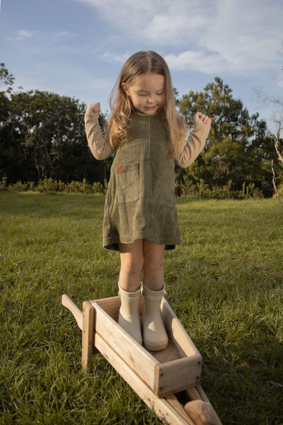 Clothing for a family themed shoot. Photographer in Sweden