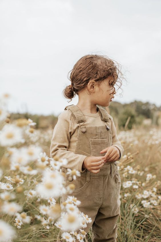Clothing for a family themed shoot. Photographer in Sweden