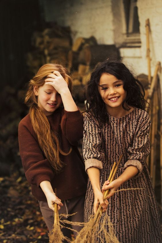 Clothing for a family themed shoot. Photographer in Sweden