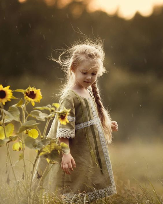Clothing for a family themed shoot. Photographer in Sweden