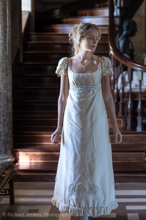 Romantic Empire style. Photographer in Sweden