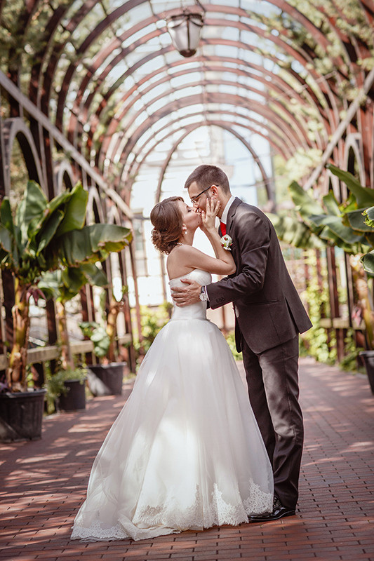 Photoshoot Wedding day. Art photographer in Amsterdam, the Netherlands Irina Dzhul