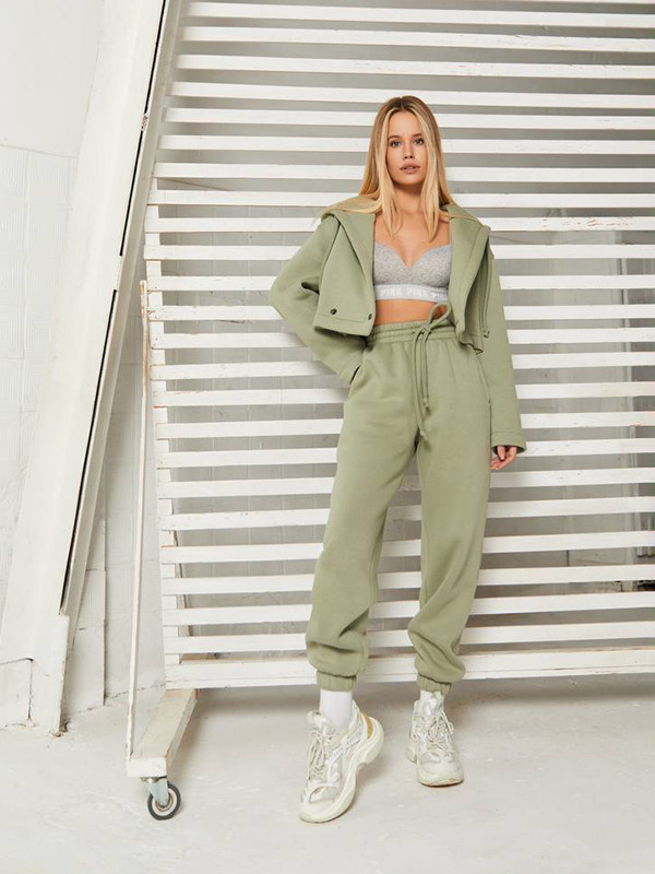 S02 Аліса 169 84/65/91 - 38. Ствроюємо фотографії 📸 які продають 💰 ваші товари