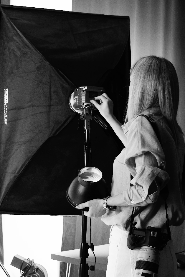 За кадром. Yulia Baeva (@baeva.photo) — photographer based in Prague