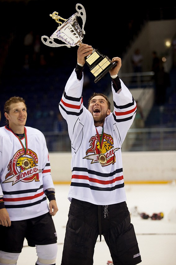 Reportage hockey photography. Sports photographer