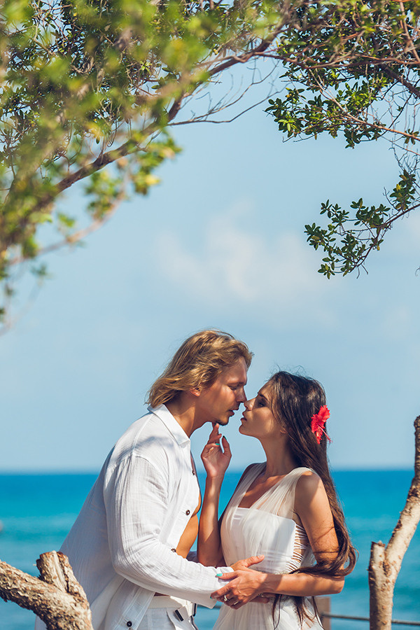 Destination Photoshoot in the Maldives — Alexa & Alexandr