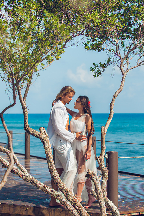 Destination Photoshoot in the Maldives — Alexa & Alexandr