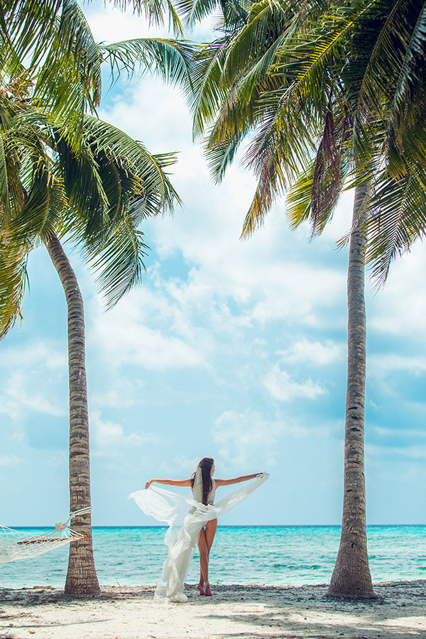 Destination Photoshoot in the Maldives — Alexa & Alexandr