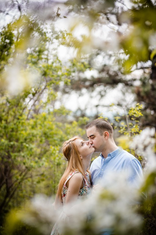 Sedinta foto Carmen si Ionut by Fotograf profesionist Iasi — Eduard Schiopu