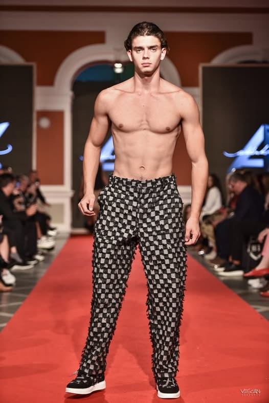 Fashion. Vescan Pictures - fotografie de eveniment