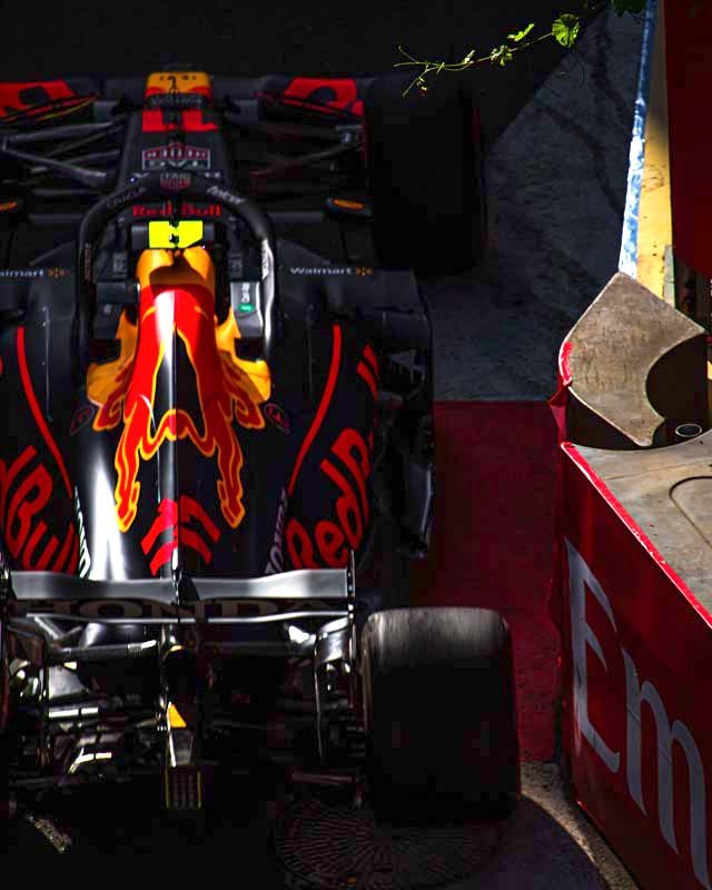 FORMULA 1. WORLDWIDE COMMERCIAL AUTOMOTIVE PHOTOGRAPHER