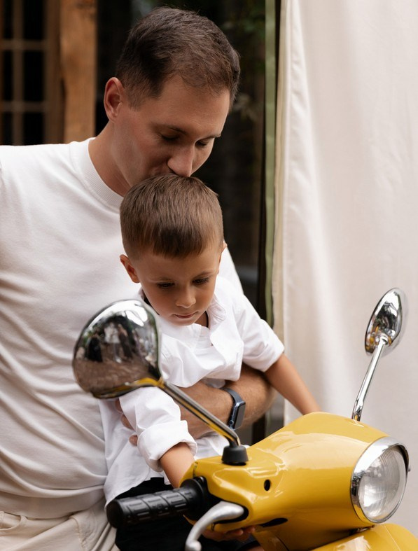 A+L. UK, Midlands & Destination Wedding Photographer | Leicester Documentary Wedding Photography