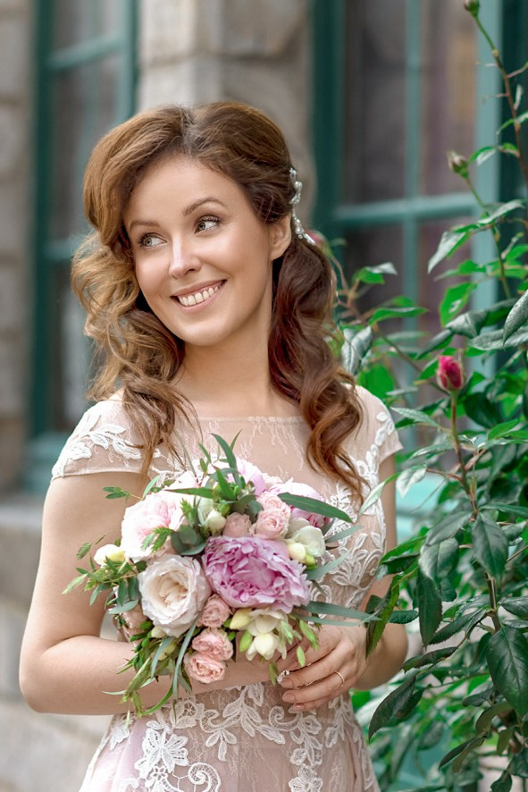 Mariage sur la terrasse de l’hôtel à Nice avec vue sur la mer