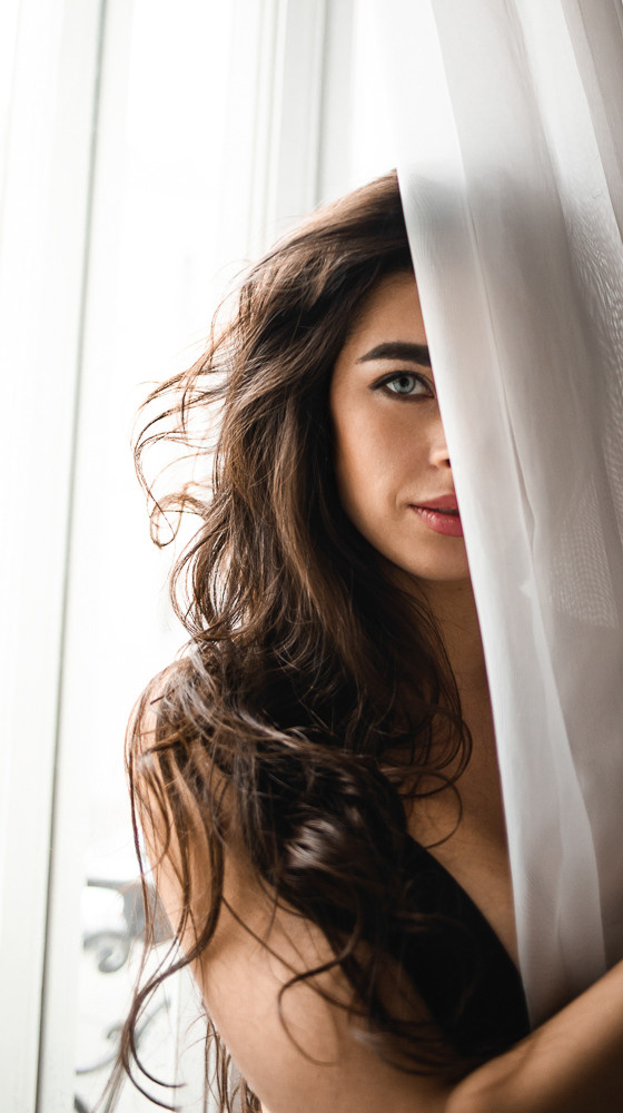 Boudoir photo session. Professional wedding photographer in Copenhagen, Denmark — Julia Byron