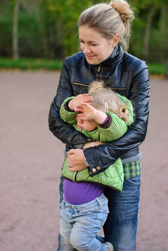 Jana and Katya at Mikhailovsky garden. Victoria Dini. Art photography in London / Folkestone, UK