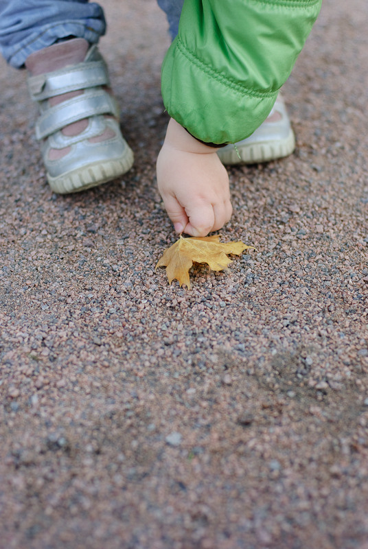Jana and Katya at Mikhailovsky garden. Victoria Dini. Art photography in London / Folkestone, UK