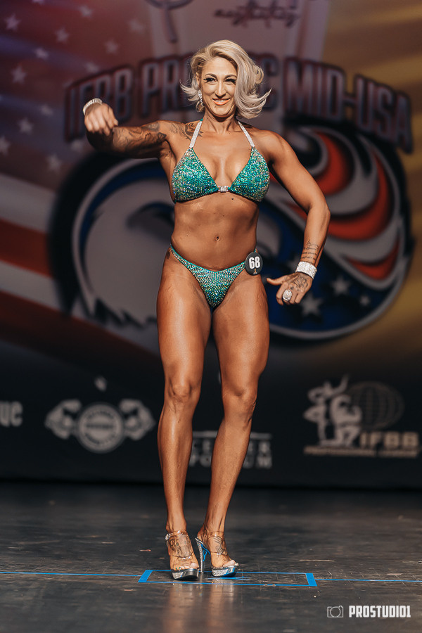 Photographer & Videographer in Florida, Miami, Sunny Isles, Boca Raton. Photo & Video Production Studio #1