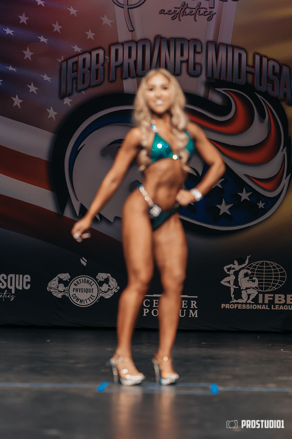 Photographer & Videographer in Florida, Miami, Sunny Isles, Boca Raton. Photo & Video Production Studio #1