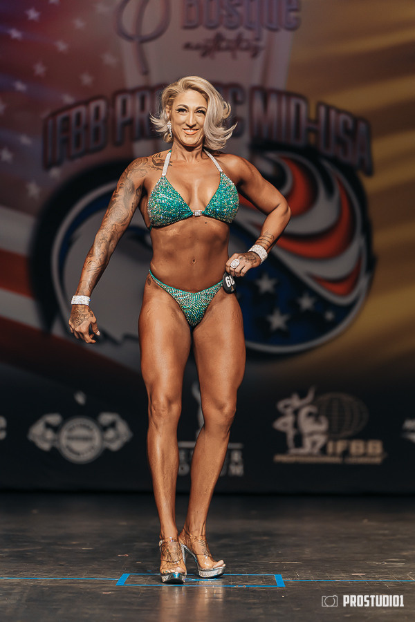 Photographer & Videographer in Florida, Miami, Sunny Isles, Boca Raton. Photo & Video Production Studio #1