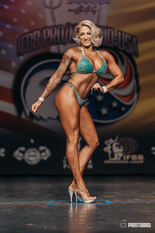 Photographer & Videographer in Florida, Miami, Sunny Isles, Boca Raton. Photo & Video Production Studio #1