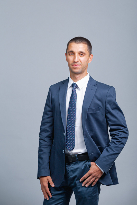 Мнения за фотограф Светлана Кънева. Фотограф Бургас. Фотосесии в студио и на открито, портрети, заснемане