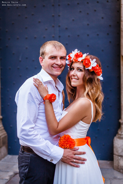 Wedding photo session in Badalona, Spain. Photographer in Barcelona Spain Maslik Yulia