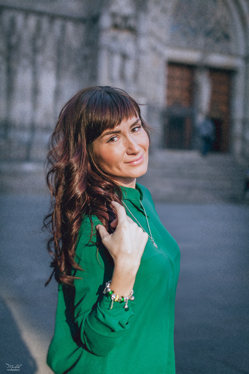 Autumn photo shoot in Barcelona. Photographer in Barcelona Spain Maslik Yulia