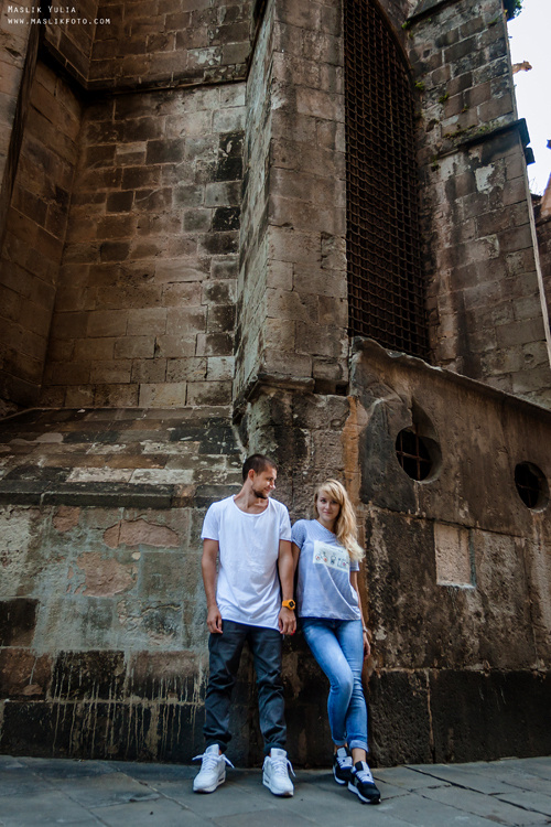Dynamiczna sesja zdjęciowa w Barcelonie. Fotograf w Barcelonie Hiszpanii Maslik Yulia