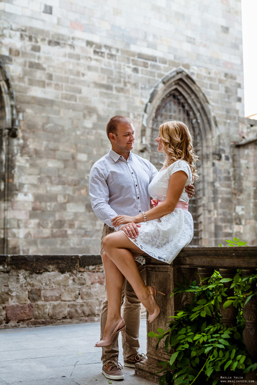 Нежная фотосессия в Барселоне. Фотограф в Барселоне Испании Маслик Юлия
