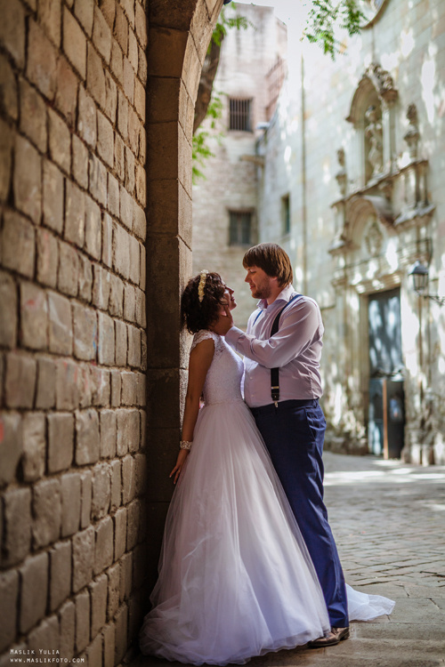 Wedding photo session in Lloret de Mar. Photographer in Barcelona Spain Maslik Yulia