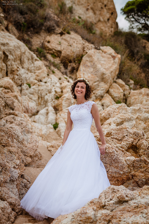 Wedding photo session in Lloret de Mar. Photographer in Barcelona Spain Maslik Yulia