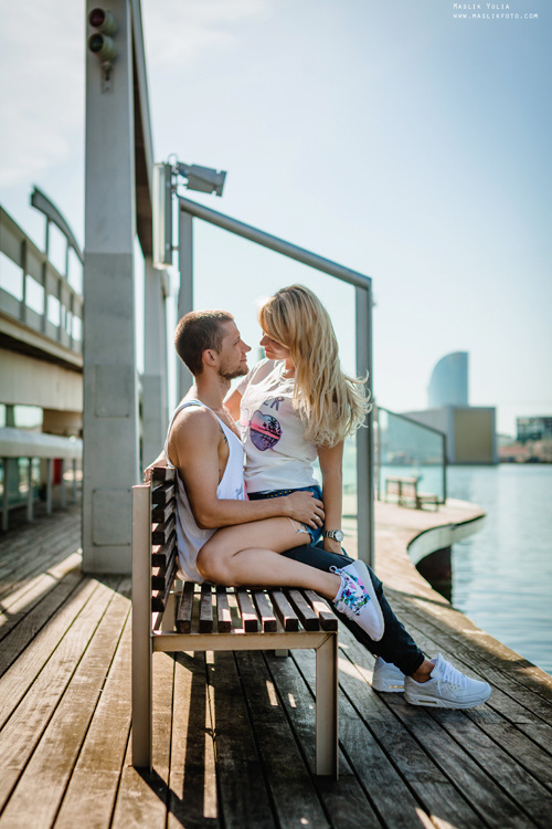 Dynamiczna sesja zdjęciowa w Barcelonie. Fotograf w Barcelonie Hiszpanii Maslik Yulia