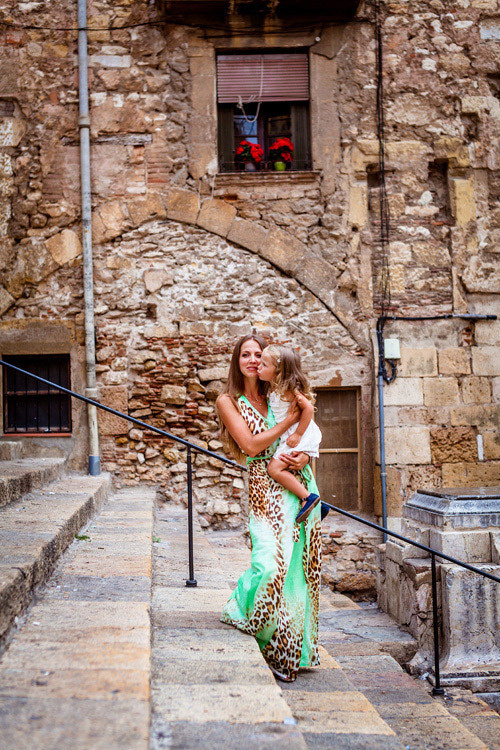 Sesión fotográfica familiar en Tarragona. Fotógrafo en Barcelona  Maslik Yulia