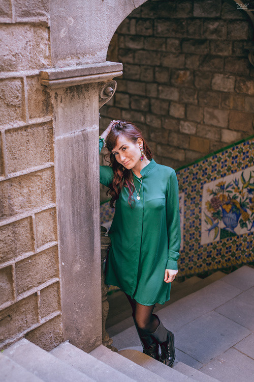 Autumn photo shoot in Barcelona. Photographer in Barcelona Spain Maslik Yulia