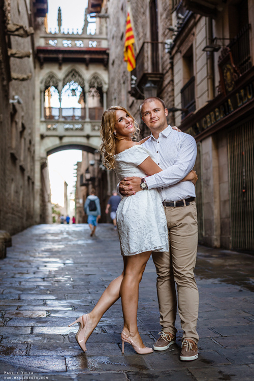 Нежная фотосессия в Барселоне. Фотограф в Барселоне Испании Маслик Юлия