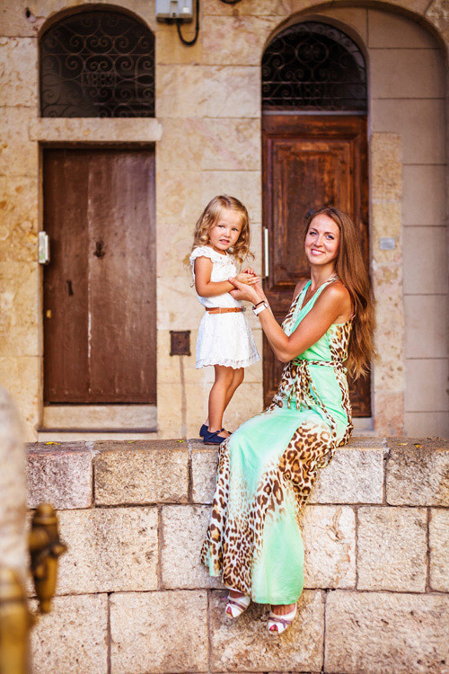 Sesión fotográfica familiar en Tarragona. Fotógrafo en Barcelona  Maslik Yulia