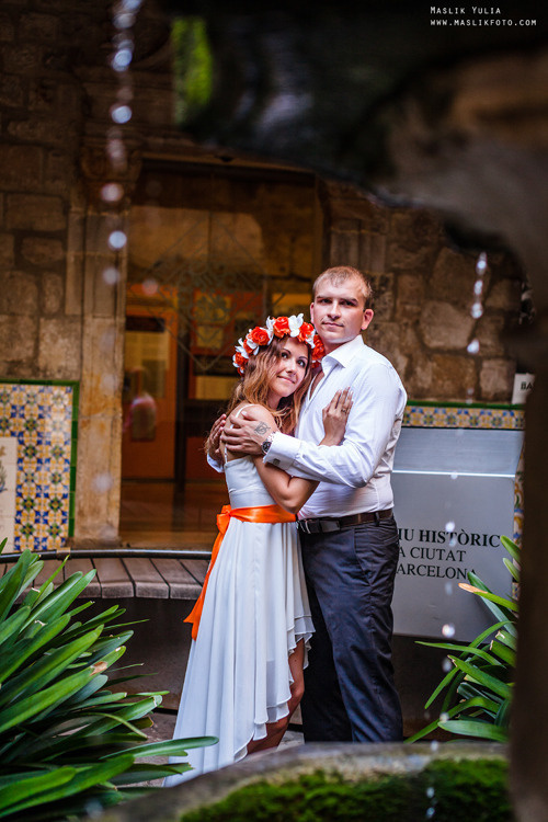 Wedding photo session in Badalona, Spain. Photographer in Barcelona Spain Maslik Yulia