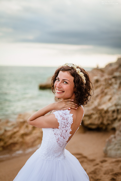 Wedding photo session in Lloret de Mar. Photographer in Barcelona Spain Maslik Yulia