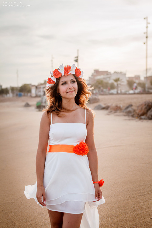 Wedding photo session in Badalona, Spain. Photographer in Barcelona Spain Maslik Yulia