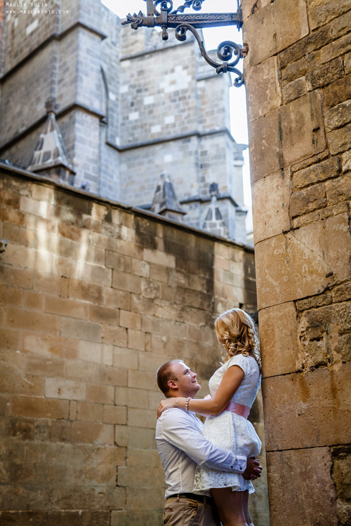 Нежная фотосессия в Барселоне. Фотограф в Барселоне Испании Маслик Юлия