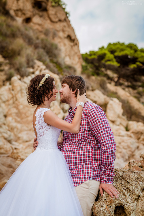 Wedding photo session in Lloret de Mar. Photographer in Barcelona Spain Maslik Yulia
