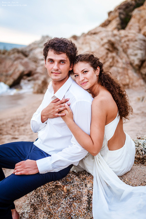 Морская свадебная фотосессия в Испании. Фотограф в Барселоне Испании Маслик Юлия