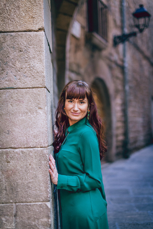 Autumn photo shoot in Barcelona. Photographer in Barcelona Spain Maslik Yulia