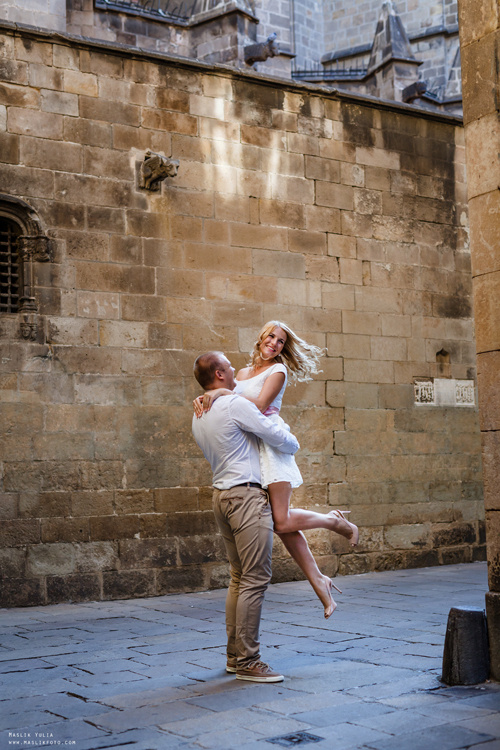 Нежная фотосессия в Барселоне. Фотограф в Барселоне Испании Маслик Юлия