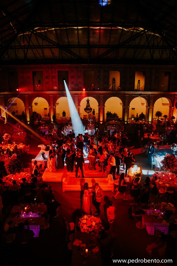 “Welcome To Our Show” — Destination Wedding Lisbon. Rui Mota Pinto Wedding Designer & Planner