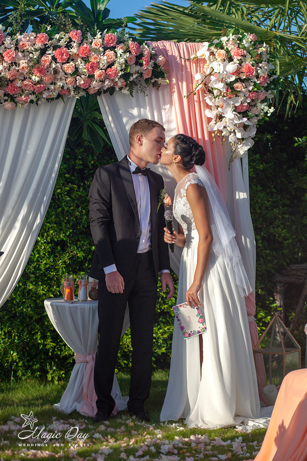 Weddings at the Villa. Wedding on Koh Samui, Thailand