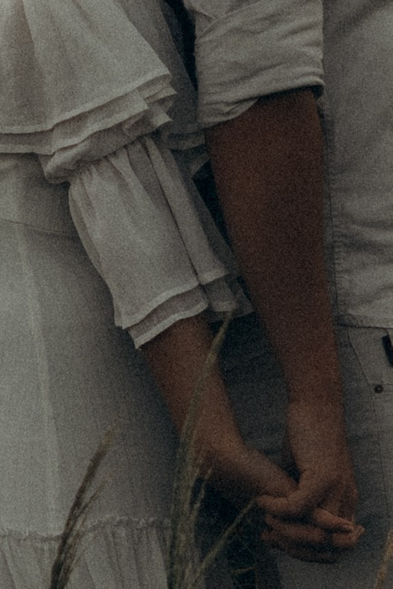 detalhe de ensaio casal em ensaio externo em Sorocaba